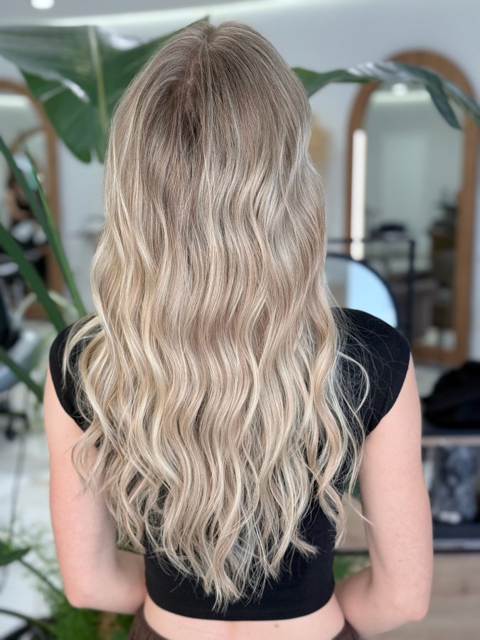 balayage rubio en lliria. DG Estilistas.