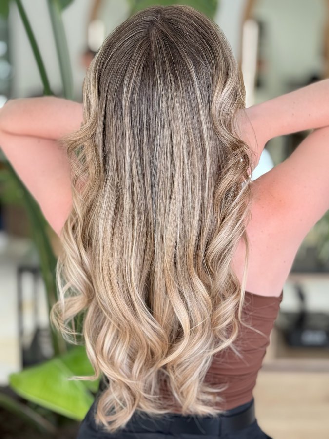 balayage rubio en lliria. DG Estilistas.